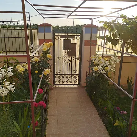 Vila Victoria וילה *
